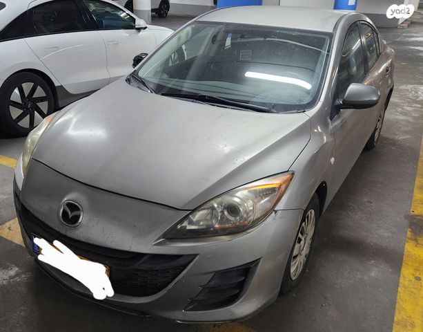 מודעת רכב מאזדה 3