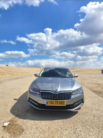 מודעת רכב סקודה סופרב