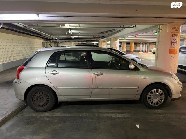 טויוטה קורולה