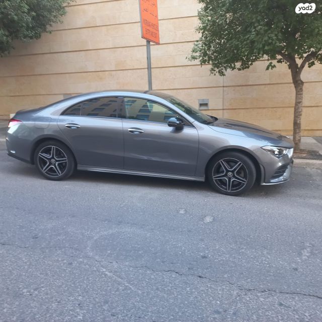 מודעת רכב מרצדס-בנץ CLA