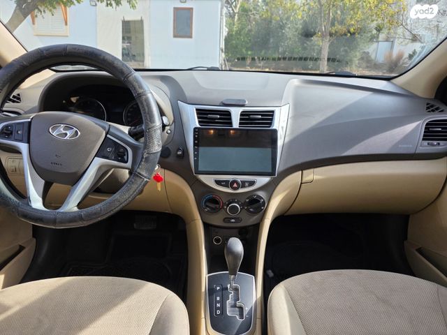 יונדאי אקסנט i25