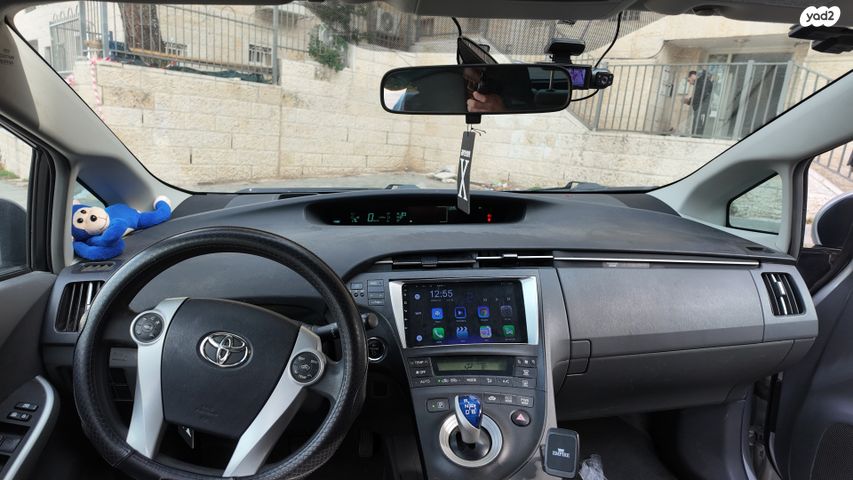 טויוטה פריוס