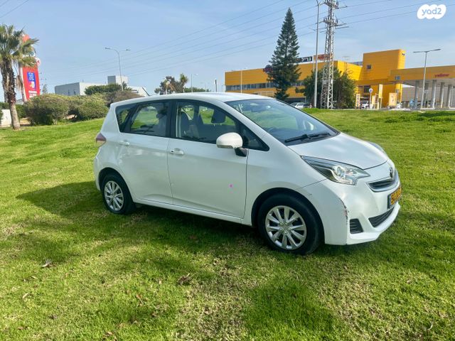 מודעת רכב טויוטה ורסו-S