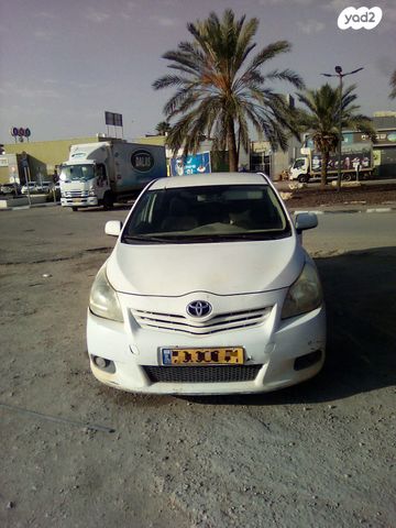 מודעת רכב טויוטה ורסו