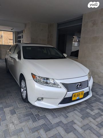 מודעת רכב לקסוס ES