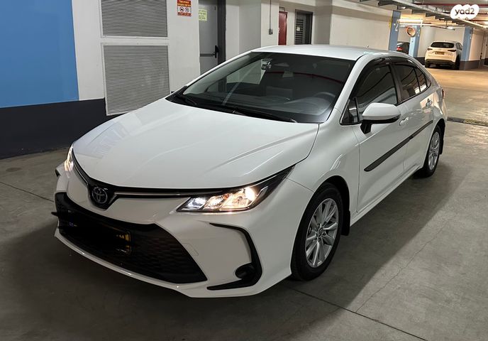 מודעת רכב טויוטה קורולה