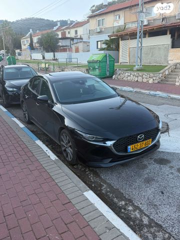 מודעת רכב מאזדה 3