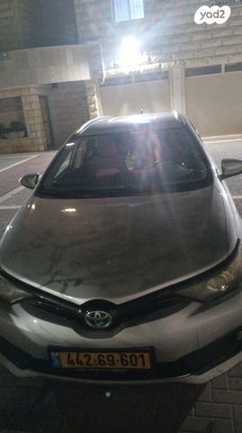 מודעת רכב טויוטה אוריס