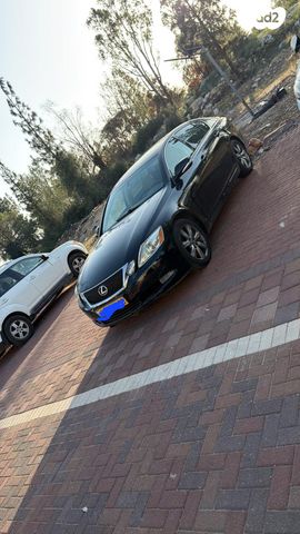 מודעת רכב לקסוס GS