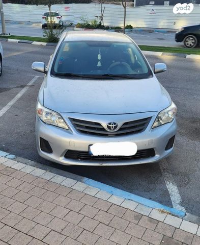 מודעת רכב טויוטה קורולה