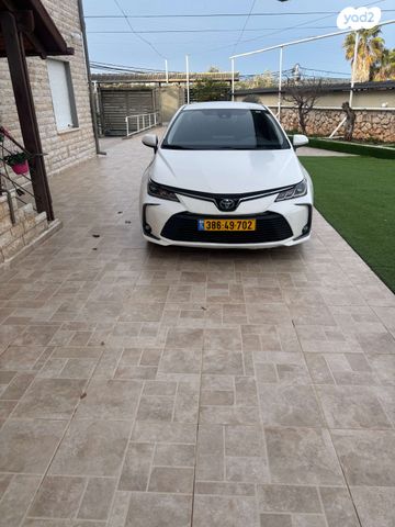 מודעת רכב טויוטה קורולה
