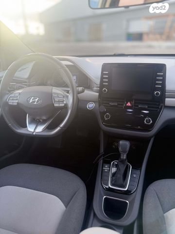 יונדאי איוניק