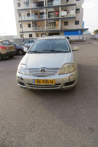 טויוטה קורולה