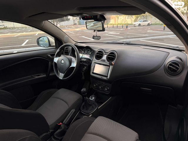 אלפא רומיאו מיטו