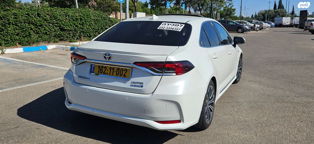 טויוטה קורולה