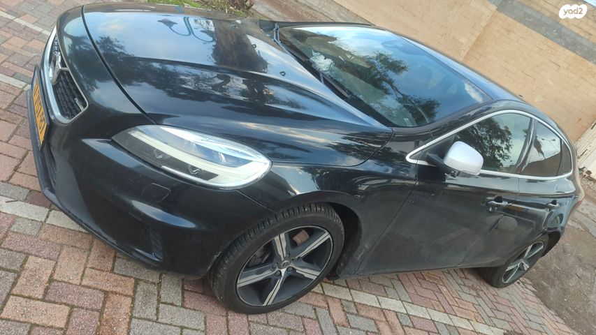 מודעת רכב וולוו V40