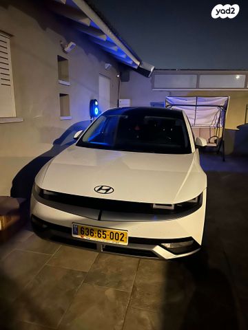 יונדאי איוניק 5