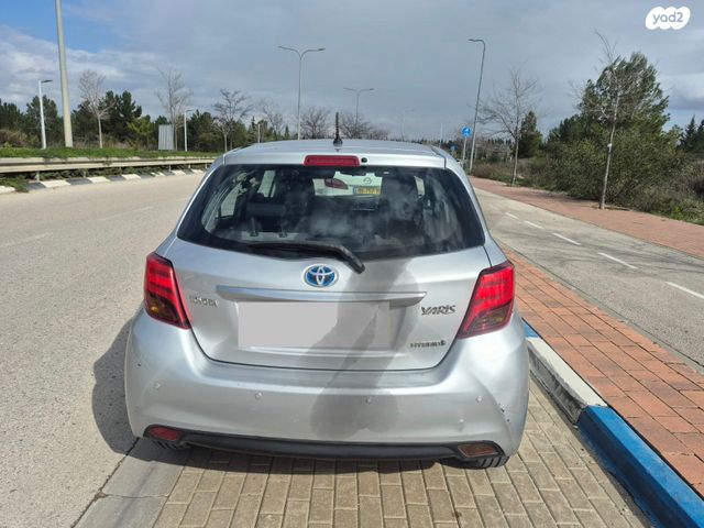 מודעת רכב טויוטה יאריס
