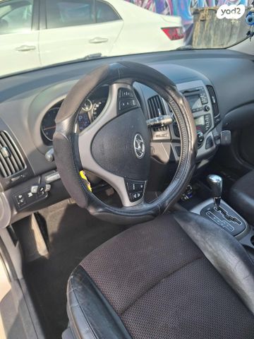 יונדאי i30