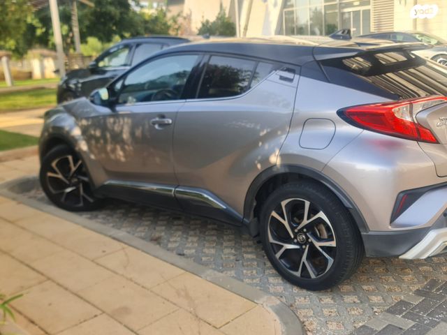 טויוטה C-HR