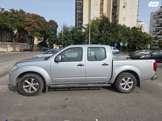 ניסאן נבארה