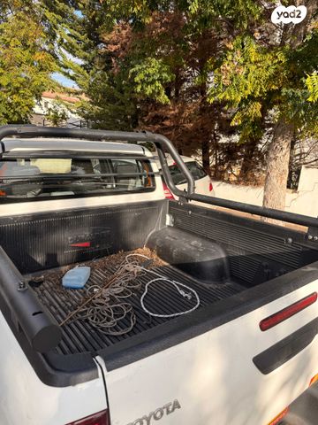 טויוטה היילקס