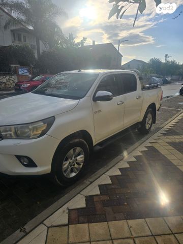 טויוטה היילקס