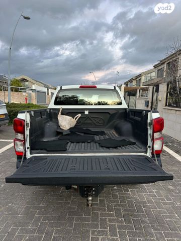 איסוזו די-מקס