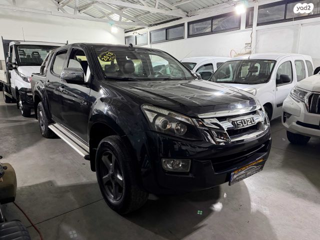 איסוזו די-מקס