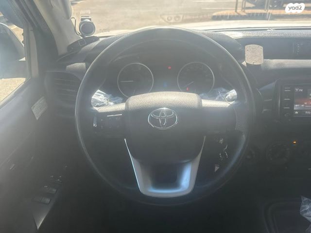 טויוטה היילקס