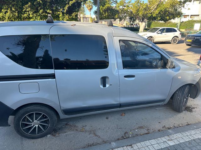 דאצ'יה דוקר