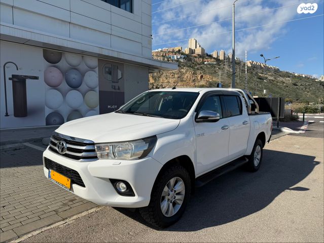 מודעת רכב טויוטה היילקס