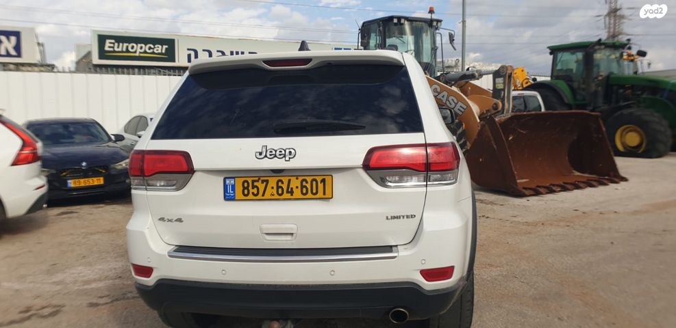 מודעת רכב ג'יפ גרנד צ'ירוקי 2