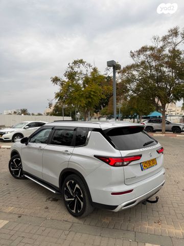 מיצובישי אאוטלנדר