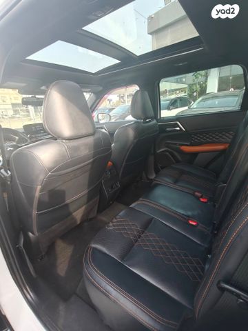 מיצובישי אאוטלנדר