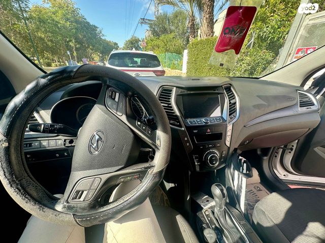 יונדאי סנטה פה