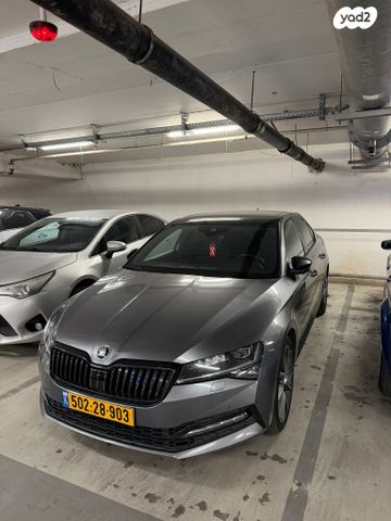 מודעת רכב סקודה קארוק