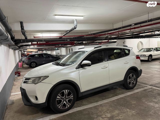 מודעת רכב טויוטה RAV4