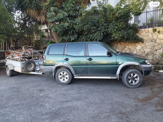 ניסאן טראנו