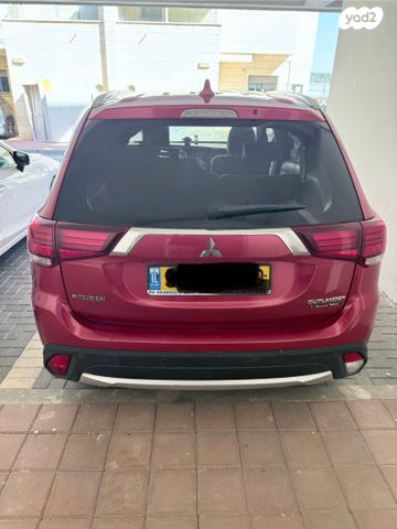 מיצובישי אאוטלנדר