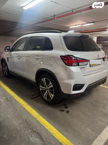 מודעת רכב מיצובישי ASX