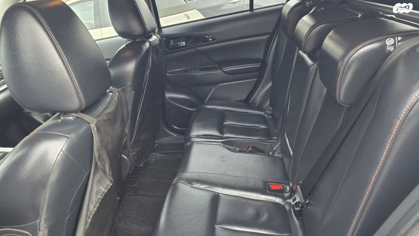 מיצובישי אקליפס קרוס