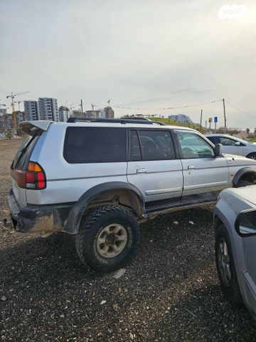 מודעת רכב מיצובישי פג'רו