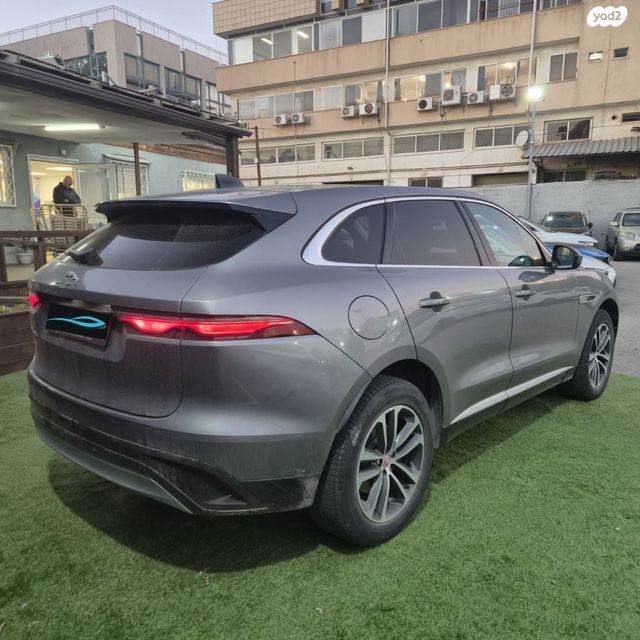 יגואר F-Pace