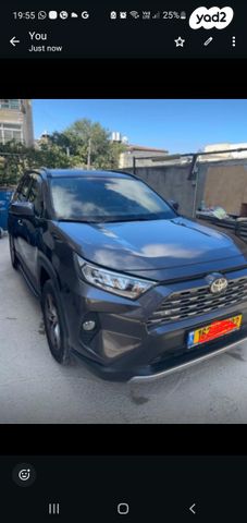 טויוטה RAV4