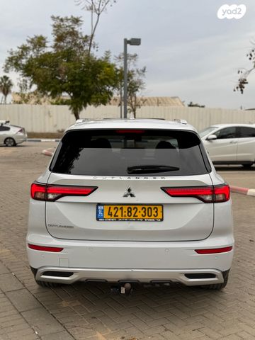 מיצובישי אאוטלנדר