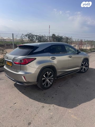 לקסוס RX