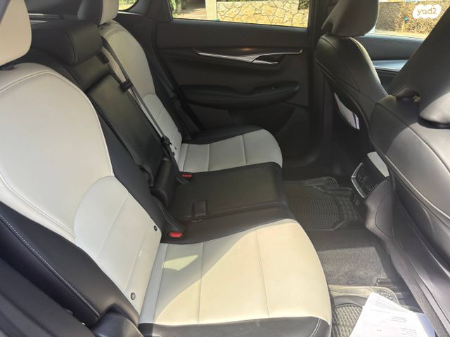 אינפיניטי QX55