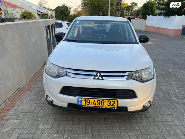 מיצובישי אאוטלנדר