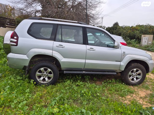 מודעת רכב טויוטה לנד קרוזר